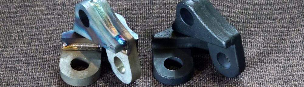 4速フレーム丸スイングアーム用ナローショックマウント(NSM)。カスタムテック製11inスプリングストラットと組み合わせることで、リジッドフレーム並に超ナローなリア周りを実現するカスタムパーツ。