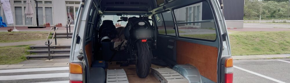 2010 XB12Ss バッテリー上がり 1 道の駅おぐにまで故障車両の引き取り