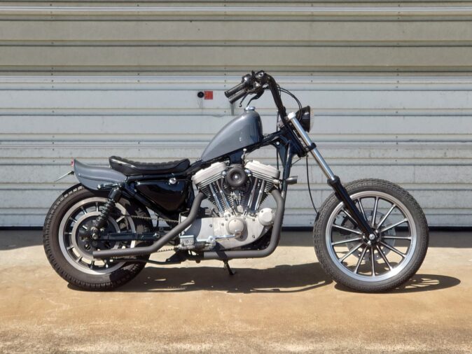 2000年式XL883C スポーツスターのストリートチョッパーカスタム例