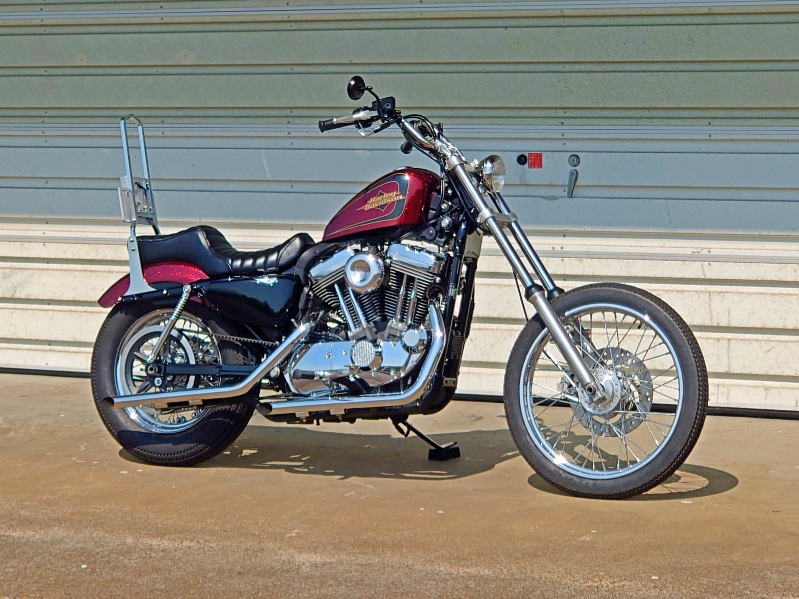 2012年式 XL1200V スポーツスター|オールドスクール チョッパー カスタム|右斜め前方からの全体スタイリング