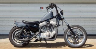 2000年式XL883C スポーツスターのストリートチョッパーカスタム例｜右横