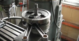 1969年式XLCH　アイアンスポーツリジッド　エンジン・ミッションオーバーホール67